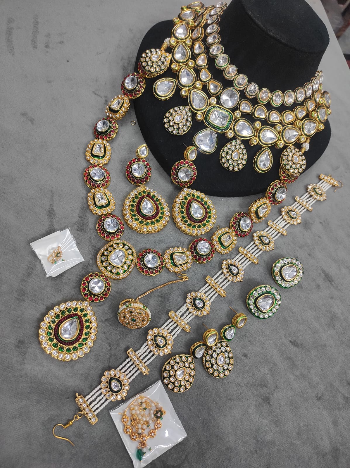 Zevar Bridal Jewellery Set Kundan Heavy Bridal Jewellery Set | Grand Wedding Necklace & Earrings