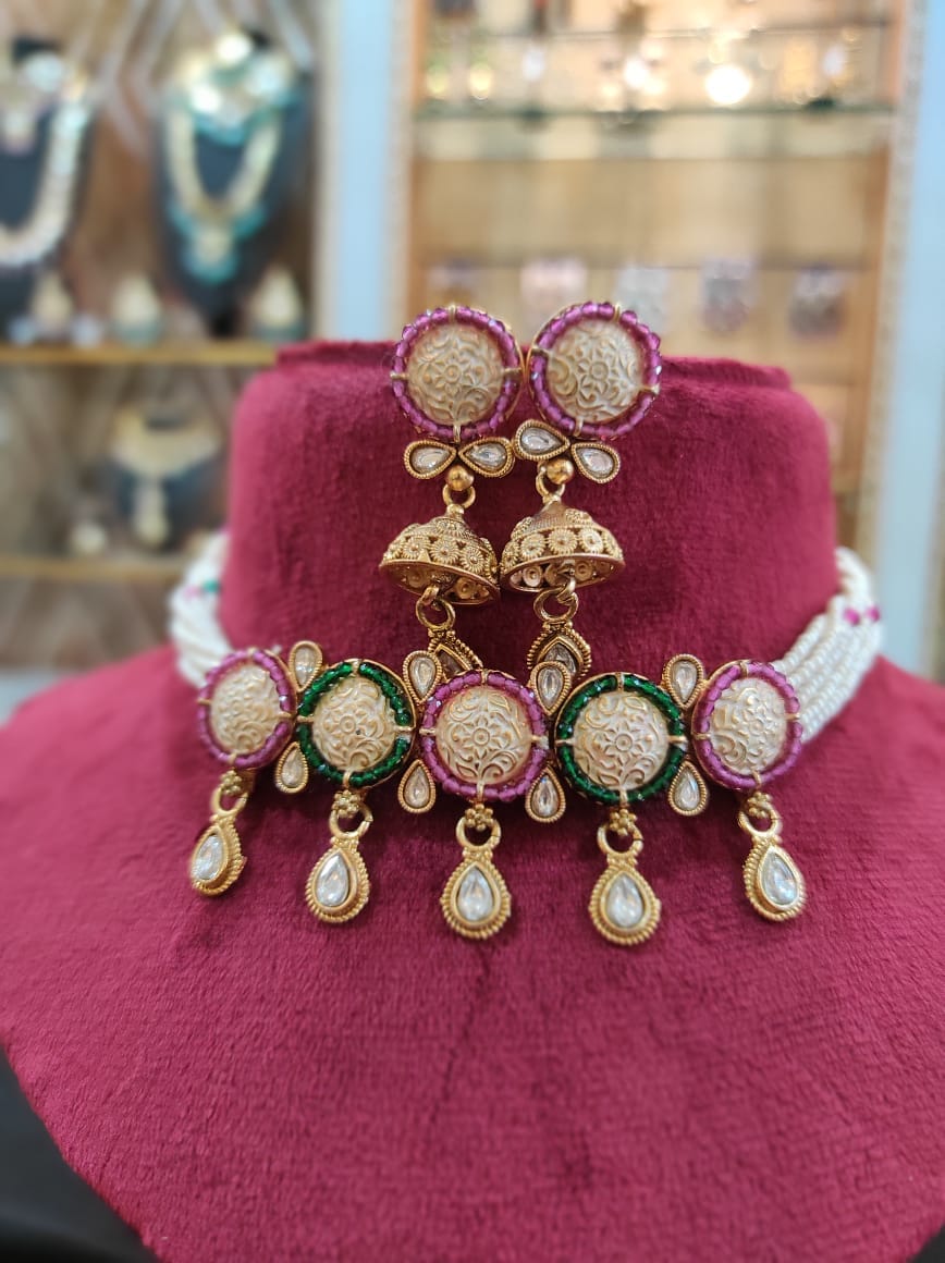 Zevar Choker Necklace Pink Rajwadi Choker Necklace Set – Traditional Bridal with Intricate Design