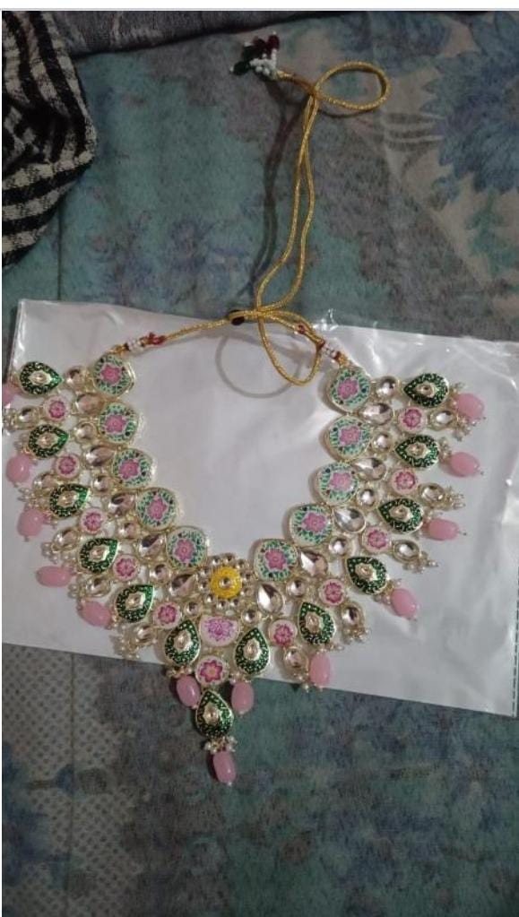 Zevar LITE KUNDAN NEAKLACE WITH MEENA