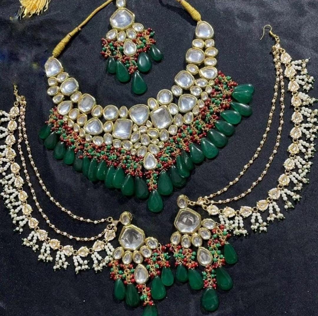 Exquisite Kundan Heavy Necklace Set in Green – Zevar