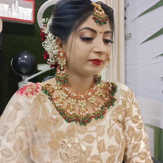 Zevar Bridal necklace A Beutiful pearl nacklace by zevar.