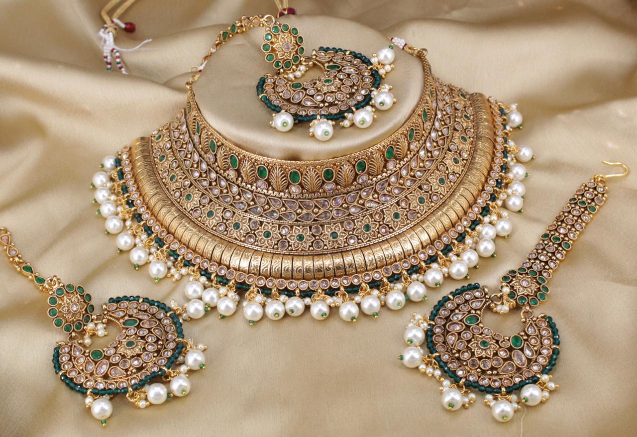 Gold Plated & Pearl Studded Copper Necklace Set ad sone