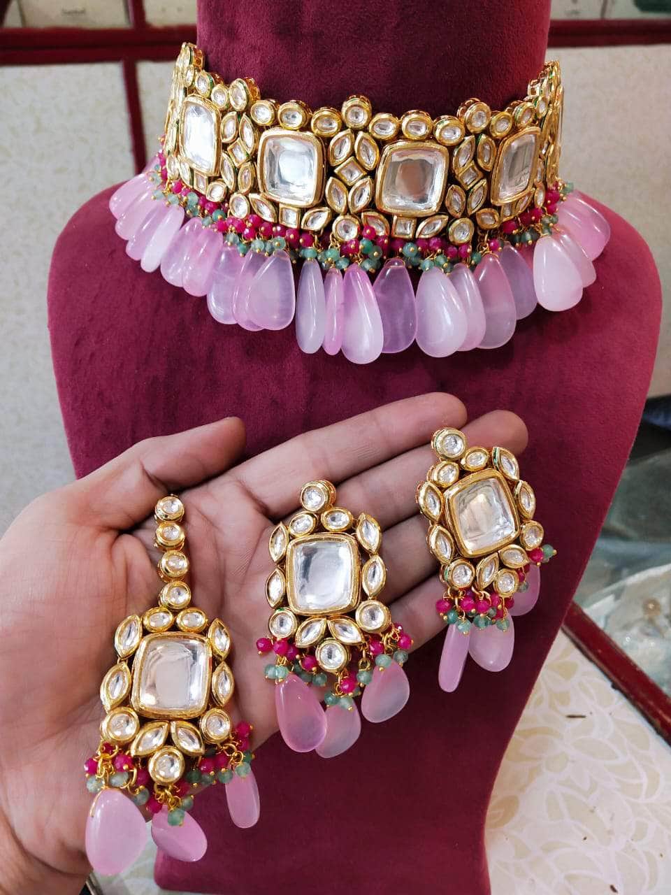 ZEVAR Kundan Choker Necklace With Earring Maangtika – Zevar