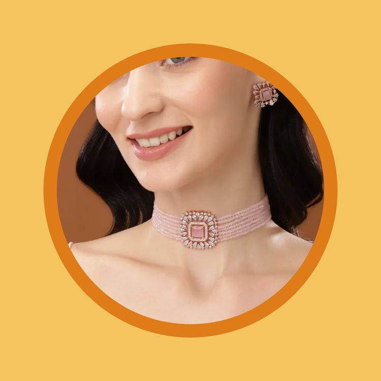 Cheeck Choker Necklace