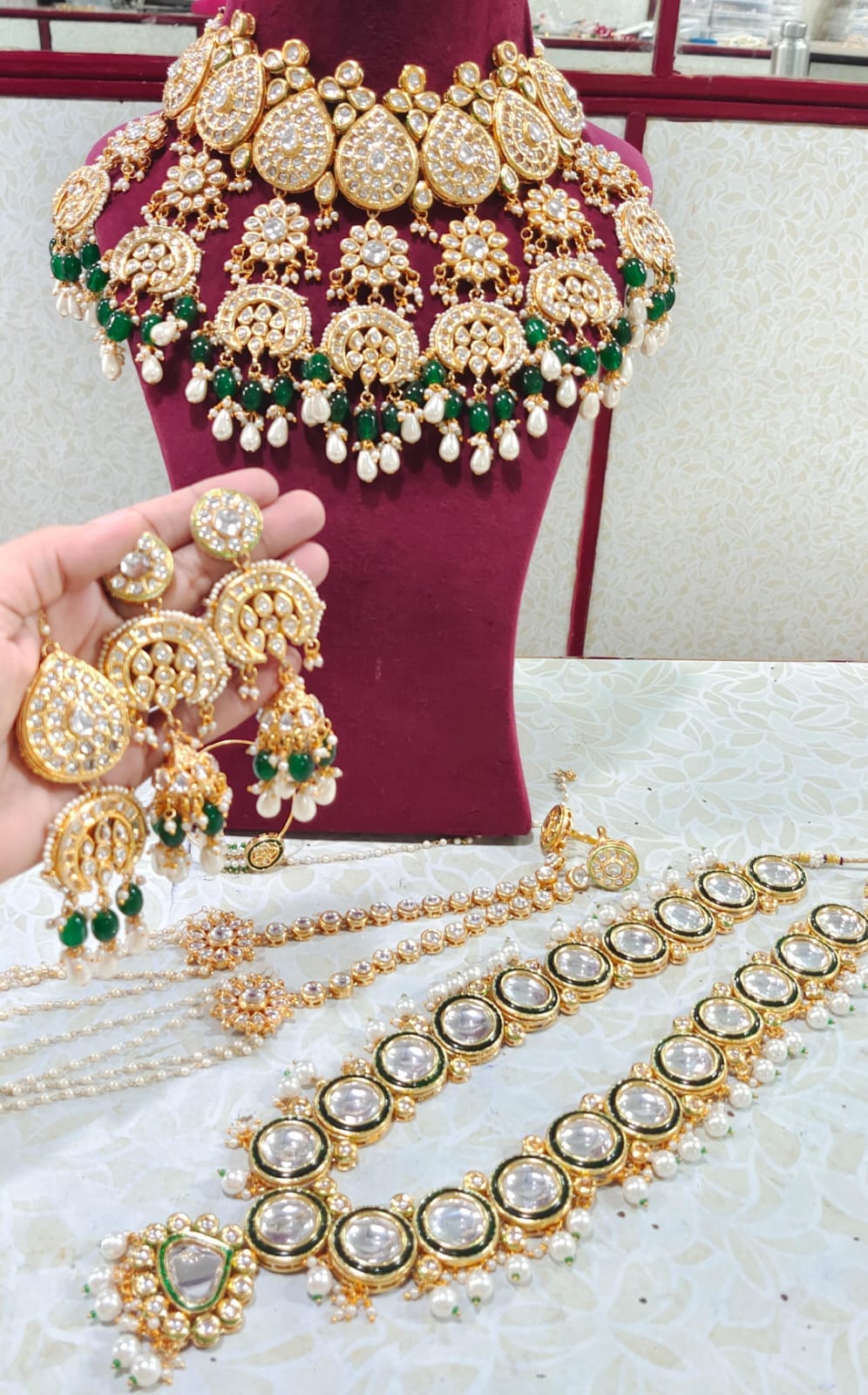 LV Bridal jewelry Exquisite Green Kundan Full Bridal Jewelry Set