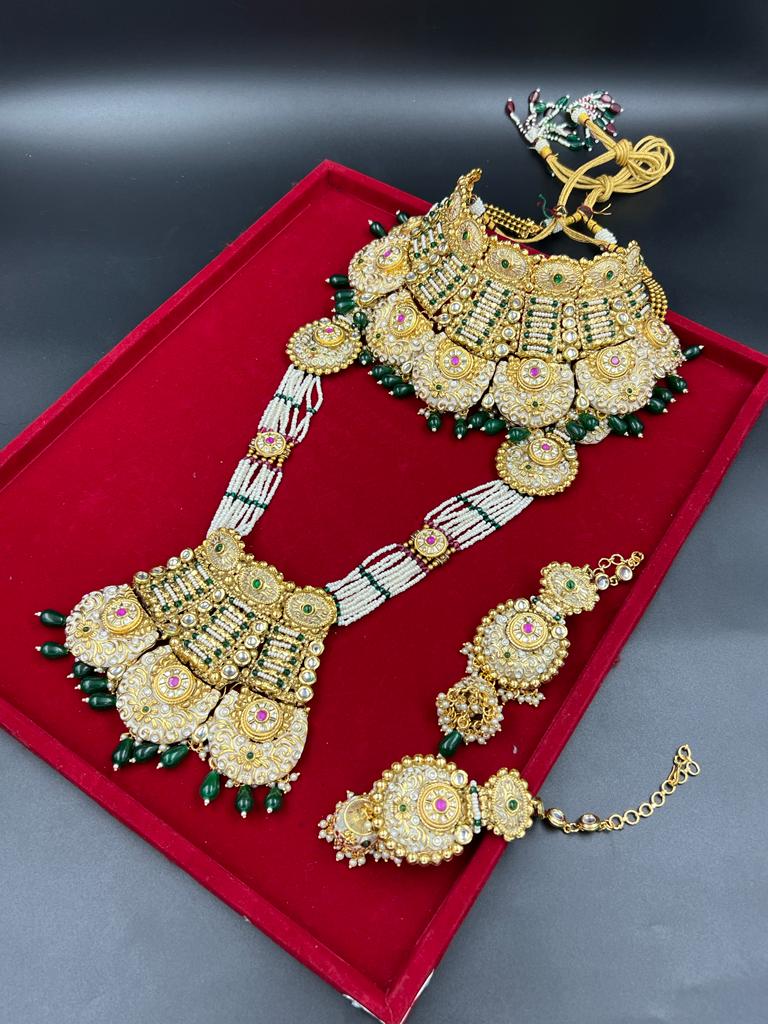 Om Sai Bridal Bridal jewelry ZEVAR I Radiant Beauty: Bridal Jewellery Gold Set for Your Special Day