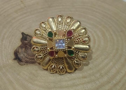 the Zevar Gold ring Traditional Stone Studded Statement Ring