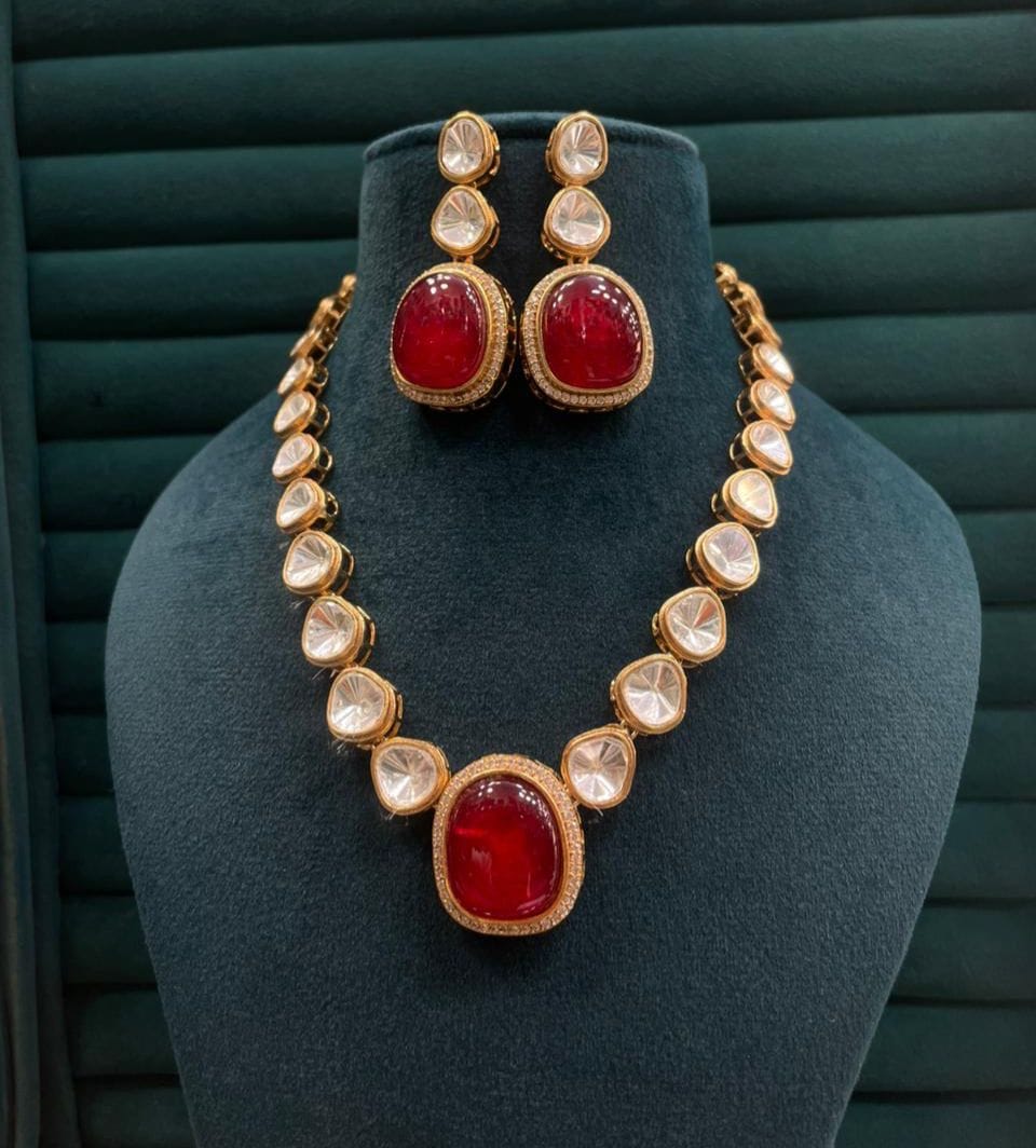 the Zevar Kundan Pulki Bridal Jewelry Set Maroon The Begum Collection: Imperial Violet Polki String Set