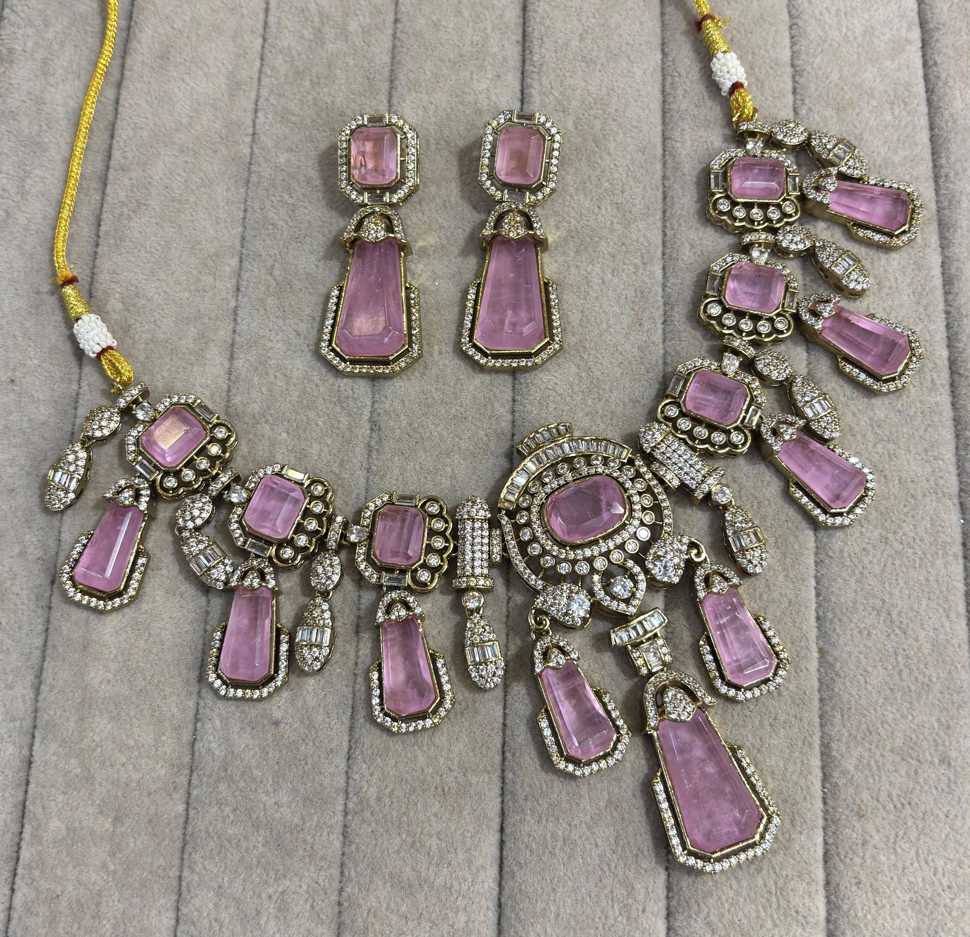 the Zevar Pulki Stone Necklace Set Pink / Metal Luxury Pastel Kundan Pulki Stone  Necklace Set