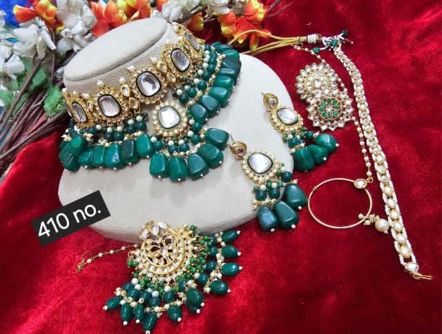 Zevar Bridal Jewelry Handcrafted Kundan Bridal Set with Matha Patti and Nath