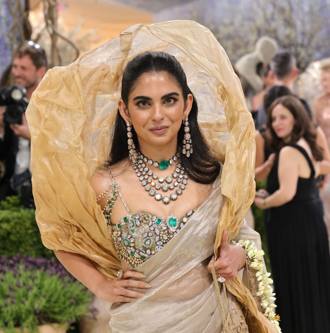 Zevar Bridal Jewelry Set Isha Ambani Inspired Emerald Diamond Layered Necklace Set – Luxury Bridal Statement Jewellery | Zevar