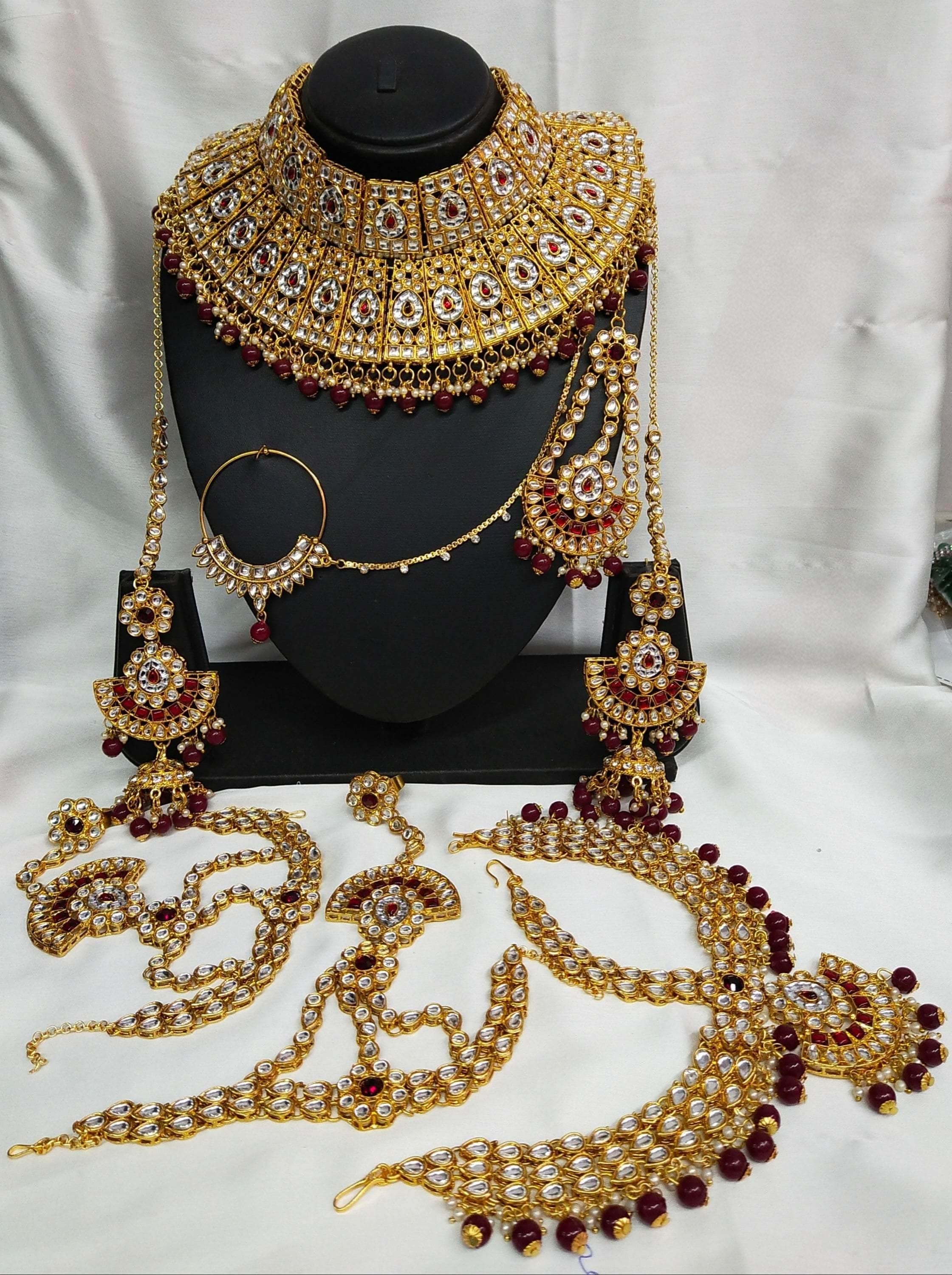 Efulgenz Indian Jewelry Sets for Women Green Antique Gold Tone Choker  Necklace Set Indian Bridal Sets Faux Kundan Crystal Stone Necklace  Chanderlier Earrings with Head Chain Fashion Bollywood Jewelry - Walmart.com