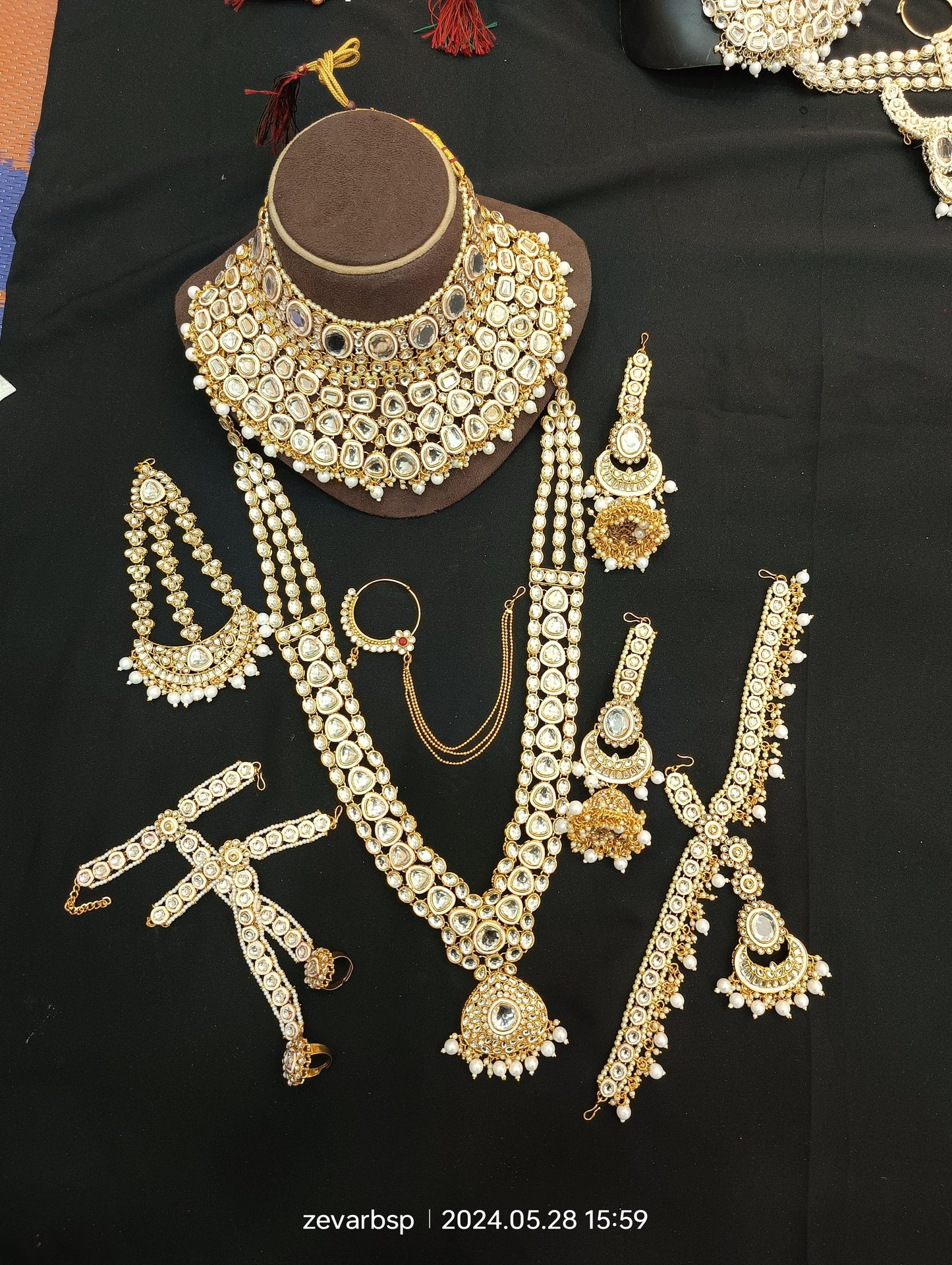 Zevar Bridal necklace Heavy Kundan Golden and White Colour Full Bridal Set