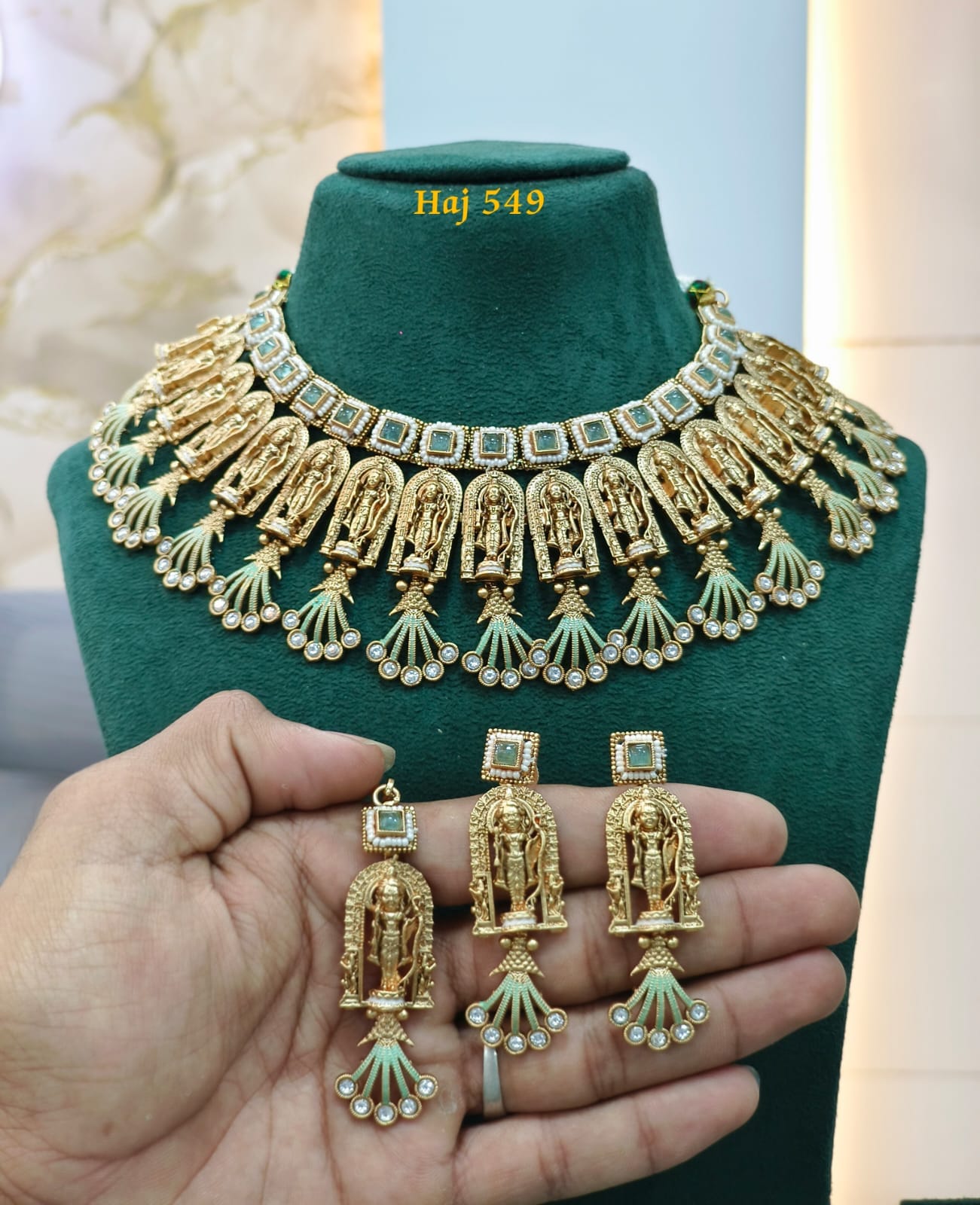 Zevar Choker Necklace Green High-Quality Gold Plated Choker Necklace Set