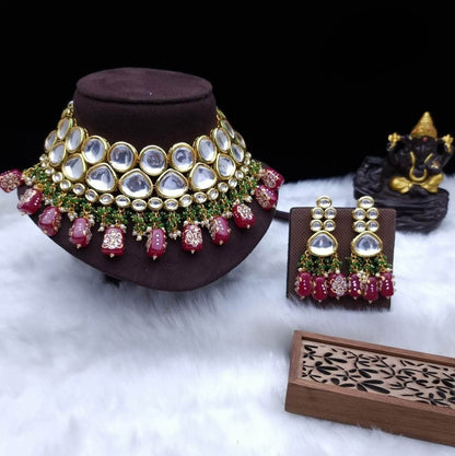 Zevar choker necklace Mehroon ZEVAR I Kundan Studded Choker Necklace Set