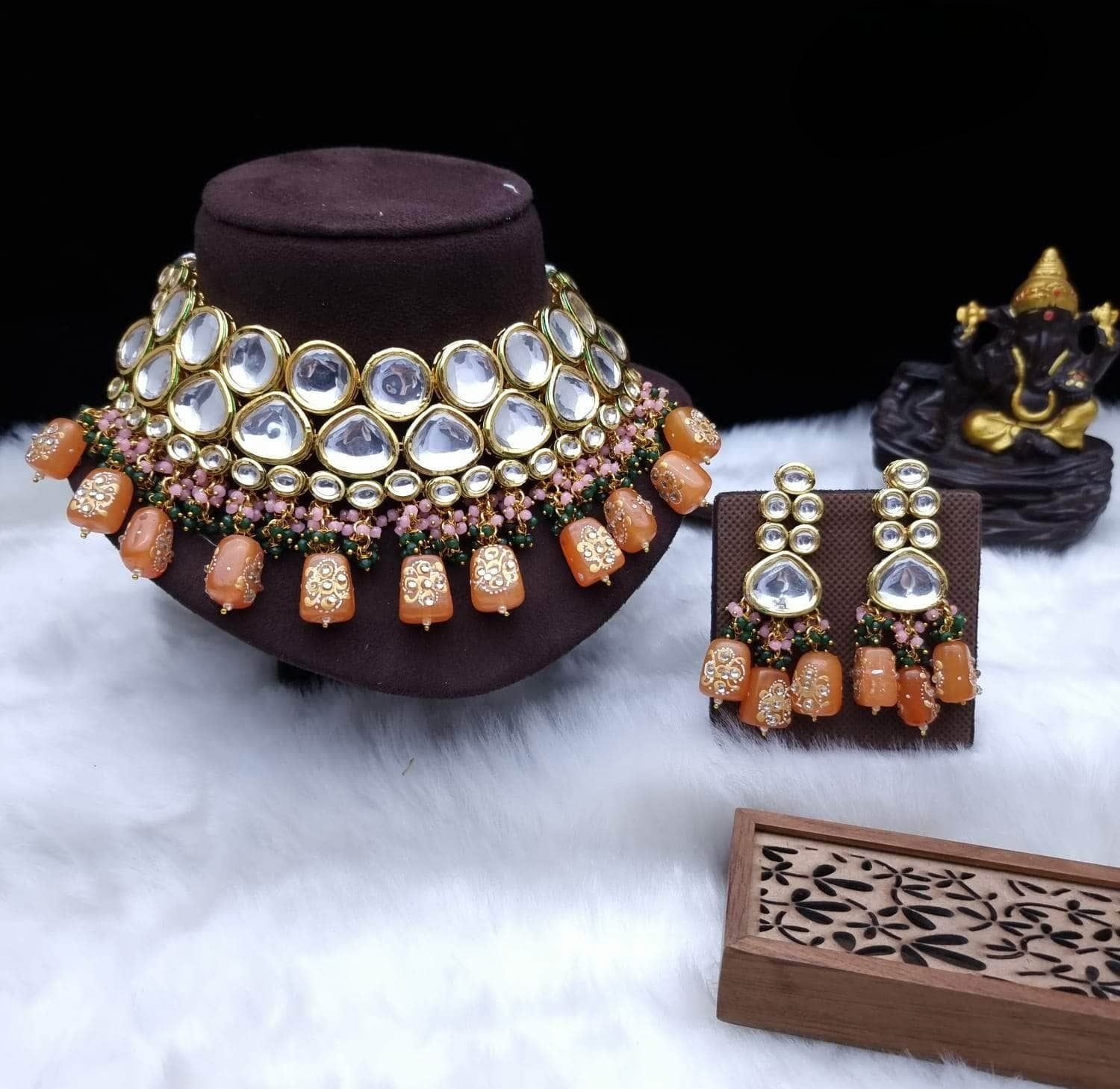 Zevar choker necklace orange ZEVAR I Kundan Studded Choker Necklace Set