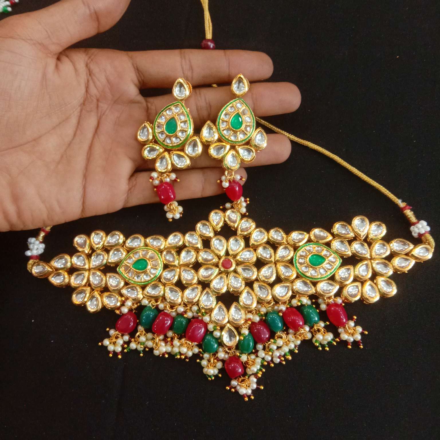 Zevar Choker necklace Traditional Kundan Necklace Set with Meenakari Detail