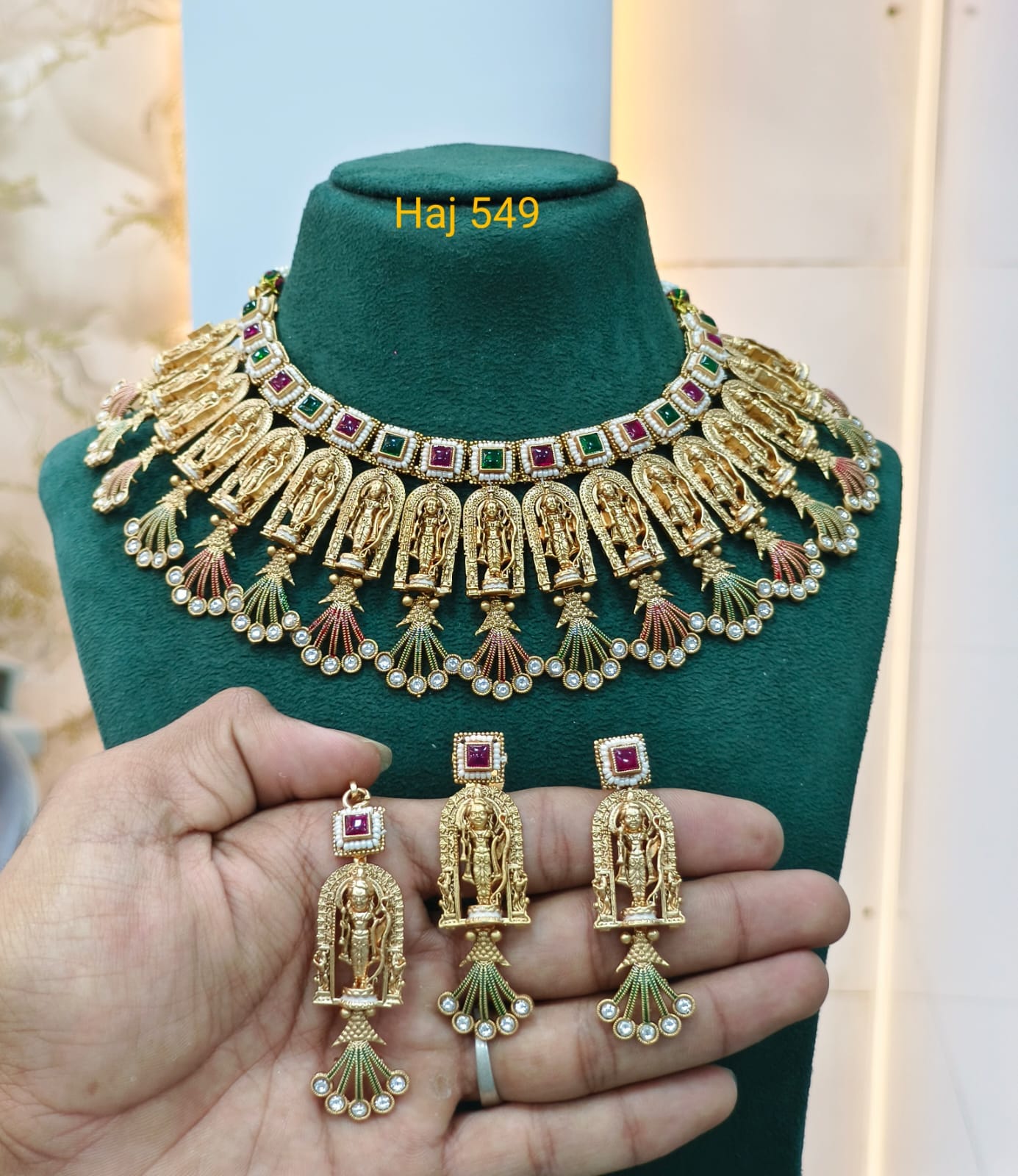 High Quality Gold Plated Choker Necklace Set Wine