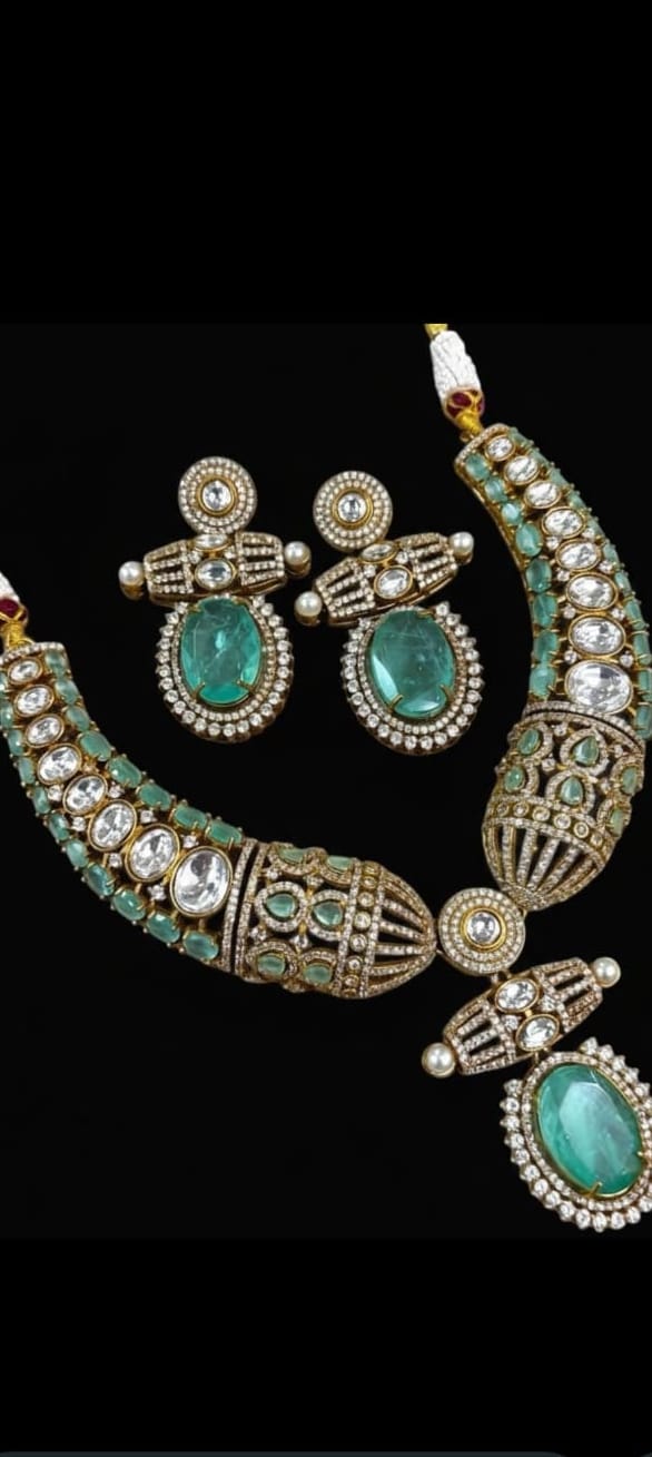 Zevar Hasli Necklace Set Mint Green Roya Polki Kundan Hasli Necklace Set with Victorian Accents