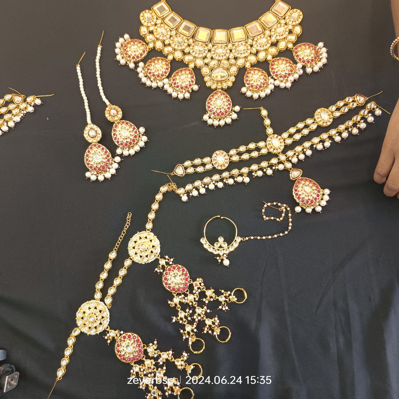 Zevar Jewelry Sets Luxurious Heavy Kundan Bridal Set