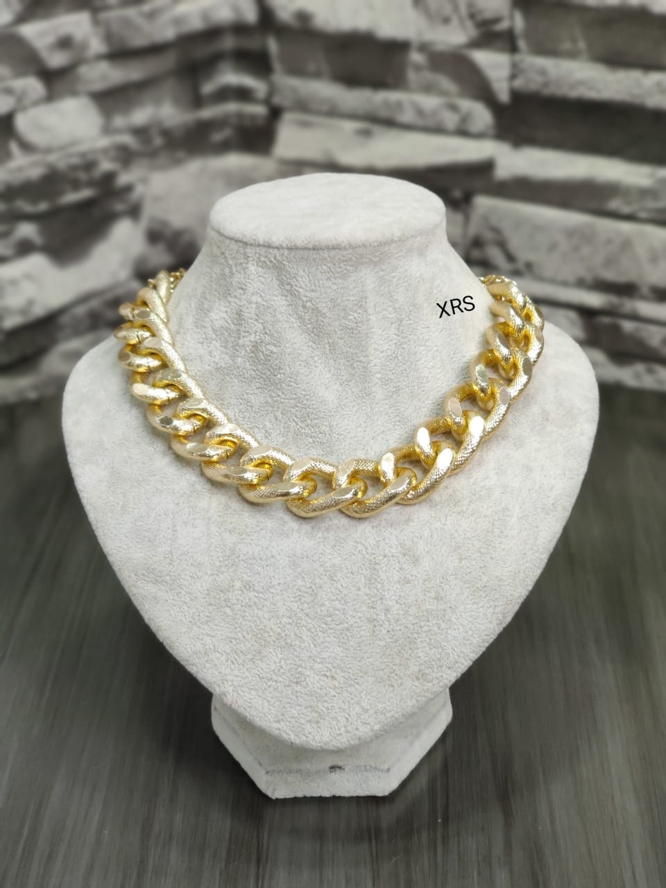 Nakhreli Necklace golden Gold-Plated Chain Link Design Necklace