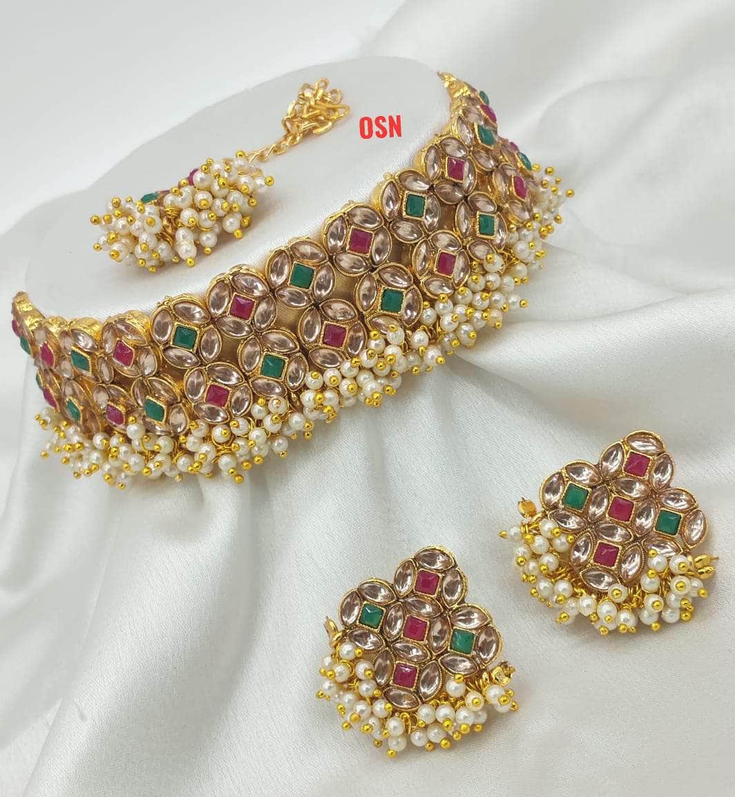 Padmavati choker necklace Mehroon Zaveri Pearls Gold-Toned Kundan Choker Necklace By Zevar
