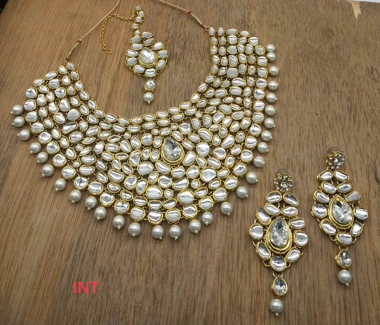 Buy Blue Gold Plated Beaded Kundan Pendant Choker Set by Anayah Jewellery  Online at Aza Fashions.